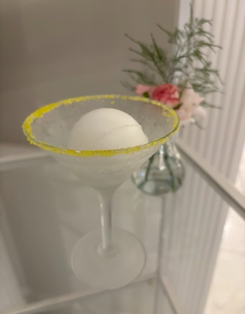 Frozen cocktail sphere